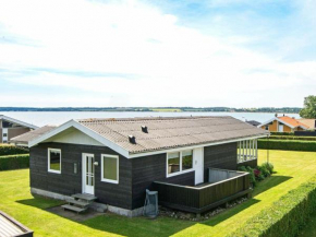 Serene Holiday Home in Juelsminde with Terrace Sønderby